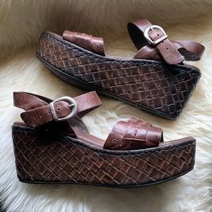 Born woven leather platform sandals EUC